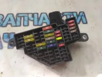 Блок предохранителей салонный VW Golf VI