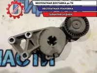 Ролик руч.ремня с кронштейном Audi A3  06A903315F Отличное состояние