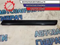 Молдинг заднего крыла правого Audi A3  8P3853984 Отличное состояние