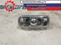 Повторитель на крыло Audi A3  8E0949127 Отличное состояние