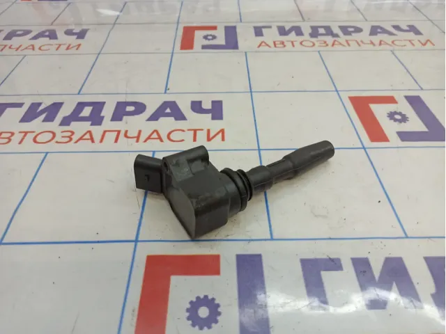 Катушка зажигания Audi A3 (8V) 04E905110E