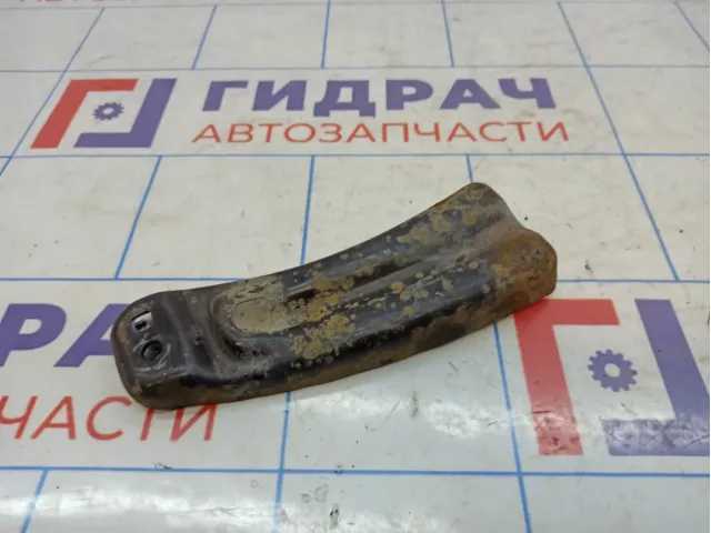 Кронштейн защиты двигателя правый Audi A3 (8V) 5Q0825922