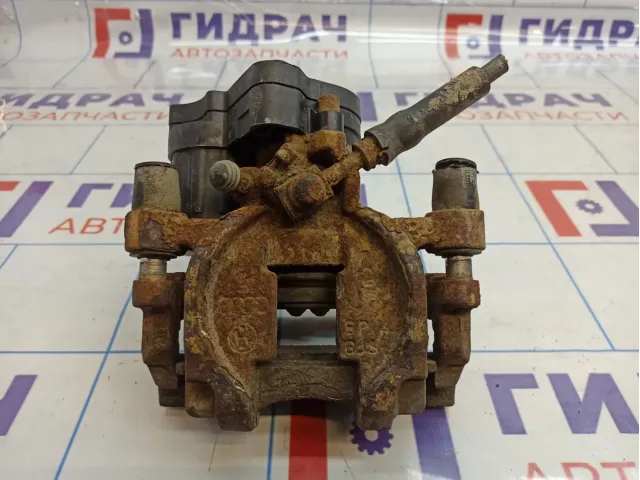 Суппорт тормозной задний левый Audi A3 (8V) 8V0615423