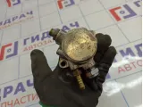 Насос (ТНВД) бензиновый Audi A3 (8V) 04E127026H