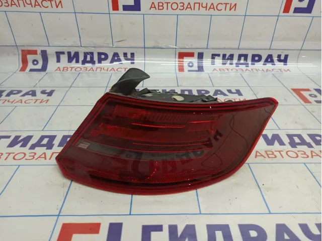 Фонарь задний наружный правый Audi A3 (8V) 8V4945096C