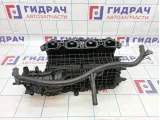 Коллектор впускной Audi A3 (8V) 04E129709P