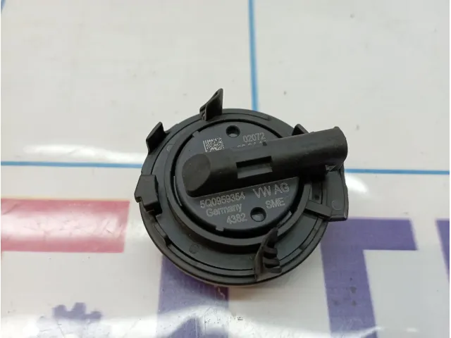 Датчик AIR BAG Audi A3 (8V) 5Q0959354