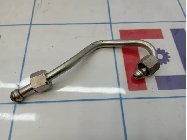 Трубка топливная Audi A3 (8V) 04E130241D