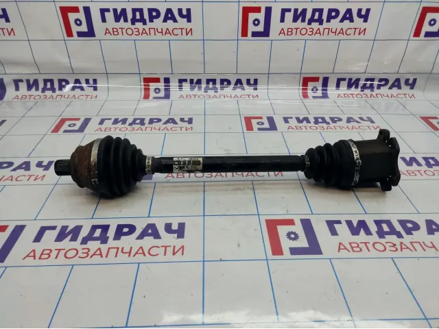 Привод передний левый Audi A6 (С6) 4F0407271J. Дефект пыльника.