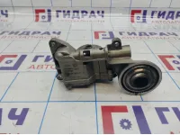 Насос масляный Audi A6 (С6) 06E115105G.