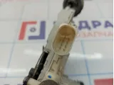 Замок двери задней левой Audi A6 (С6) 4F0839015.