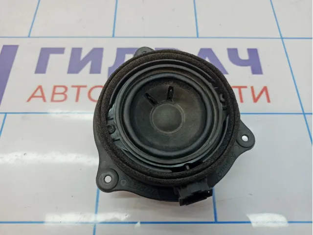 Динамик Audi A6 (С6) .