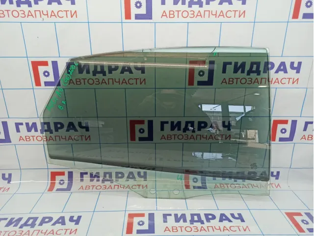 Стекло двери задней правой Audi A6 (С6) 4F5845206. Царапины.