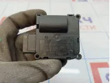 Моторчик заслонки отопителя Audi A6 (С6) 4F0820511B.