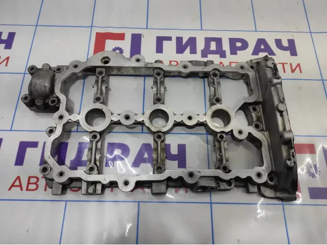 Постель распредвала левая Audi A6 (С6) 06E103285.