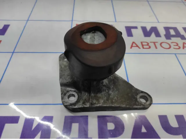 Кронштейн двигателя передний Audi A6 (С6) 4F0199343G.