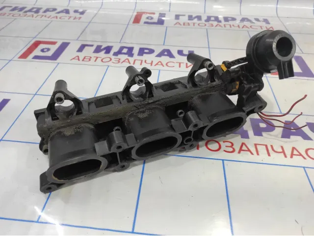 Коллектор впускной Audi A6 (С6) 06E133109E.