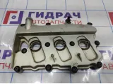 Крышка головки блока правая Audi A6 (С6) 06E103472L.