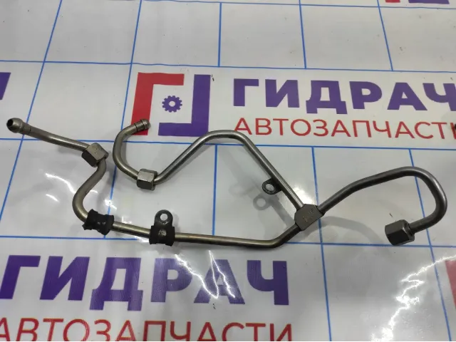 Трубка топливная Audi A6 (С6) 06E127501P.