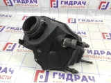 Корпус воздушного фильтра Audi A6 (С6) 4F0133835G.