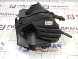 Корпус воздушного фильтра Audi A6 (С6) 4F0133835G.