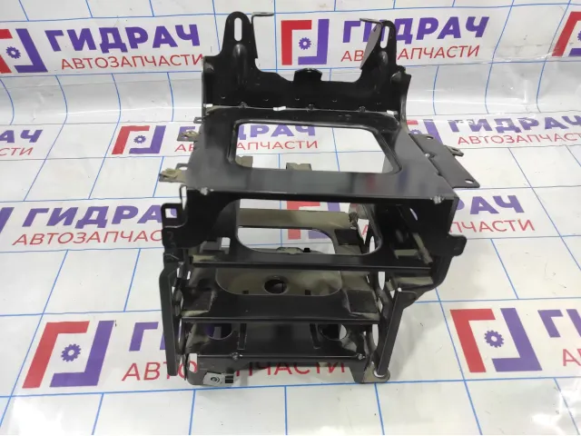 Кронштейн Audi A6 (С6) 4F0035209B.