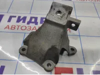 Кронштейн двигателя правый Audi A6 (С6) 4F0199308N.