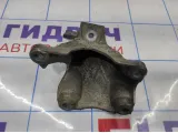 Кронштейн двигателя правый Audi A6 (С6) 4F0199308N.