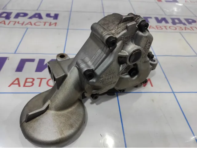 Насос масляный Audi A6 (С6) 06E115105G.