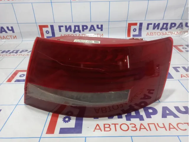 Фонарь задний правый Audi A6 (С6) 4F5945096F. Дефект.