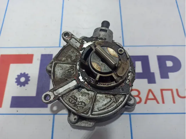 Насос вакуумный Audi A6 (С6) 06E145100E.