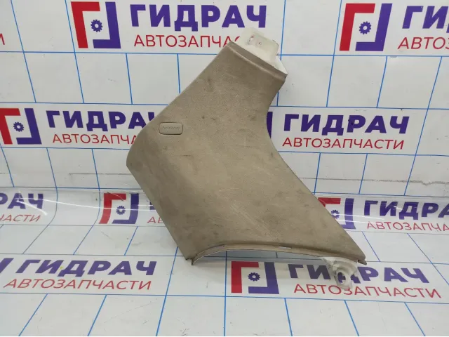 Обшивка стойки задней правой верхняя Audi Q7 (4L) 4L0867246B