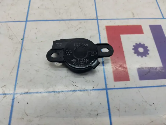 Динамик Audi Q7 (4L) 8E0919279