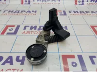 Кронштейн ролика-натяжителя Audi Q7 (4L) 079903447M