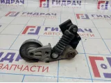 Кронштейн ролика-натяжителя Audi Q7 (4L) 079903447M