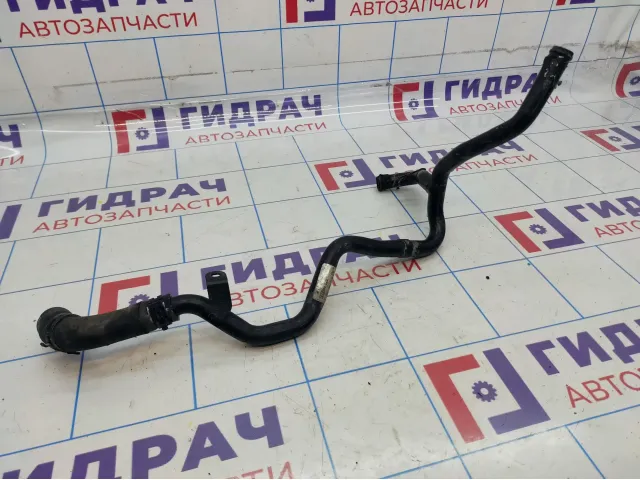 Трубка системы охлаждения Audi Q7 (4L) 7L6121065AG