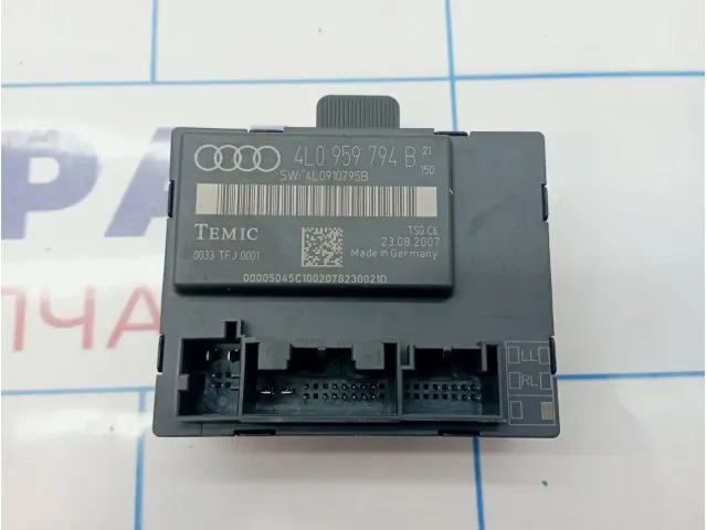 Блок комфорта двери задней правой Audi Q7 (4L) 4L0959794B
