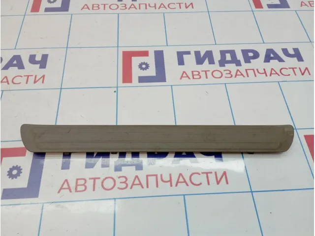 Накладка порога внутренняя задняя правая Audi Q7 (4L) 4L0853794