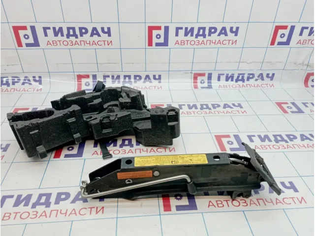 Домкрат Audi Q7 (4L) 7L0011031H