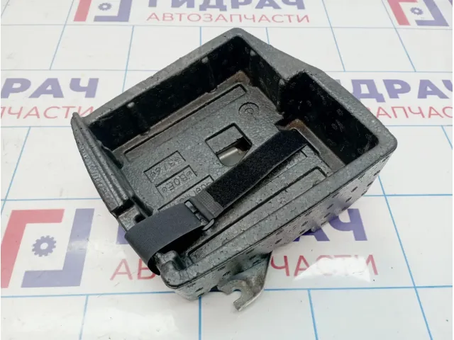 Ящик для инструментов Audi Q7 (4L) 4L0012109