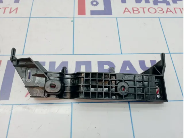 Кронштейн Audi Q7 (4L) 4L0858848