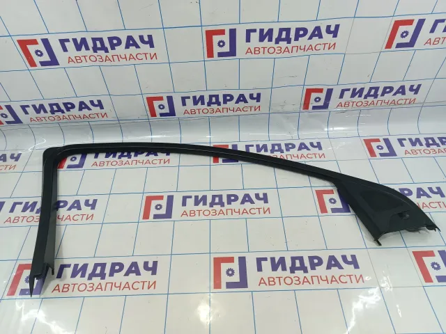 Накладка двери передней левой Audi Q7 (4L) 4L0867609