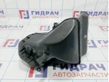 Воздухозаборник Audi Q7 (4L) 7L0819049