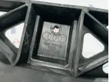 Направляющая заднего бампера Audi Q7 (4L) 4L0807329