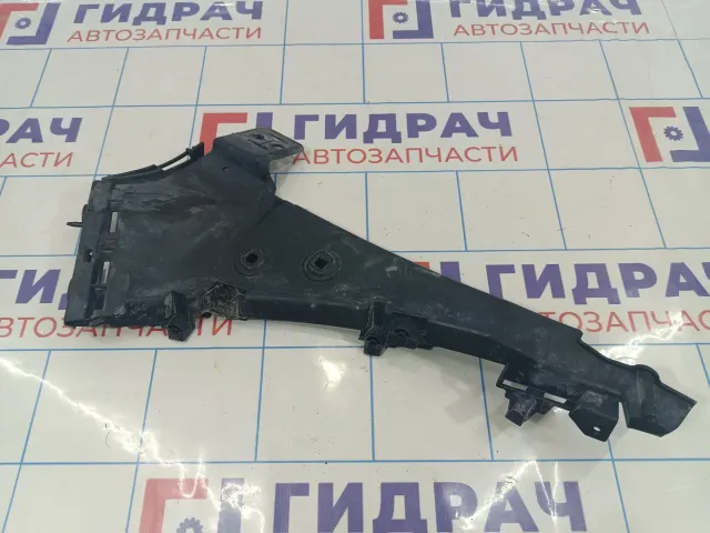 Направляющая переднего бампера левая Audi Q7 (4L) 4L0807283A