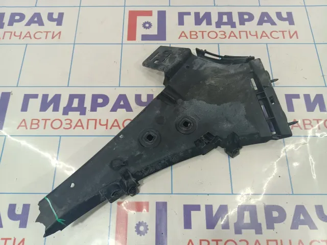 Направляющая переднего бампера правая Audi Q7 (4L) 4L0807284A