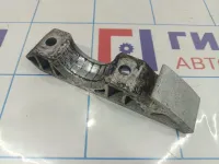 Кронштейн крепления переднего стабилизатора Audi Q7 (4L) 7L0411063B Кронштейн крепления переднего стабилизатора Audi Q7 (4L) 7L0411063B