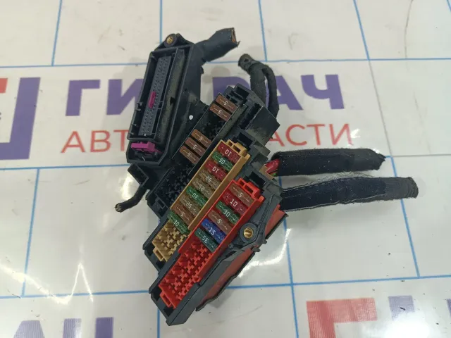 Блок предохранителей Audi Q7 (4L)