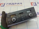 Блок управления климатической установкой Audi Q7 (4L) 4L0820043FWET