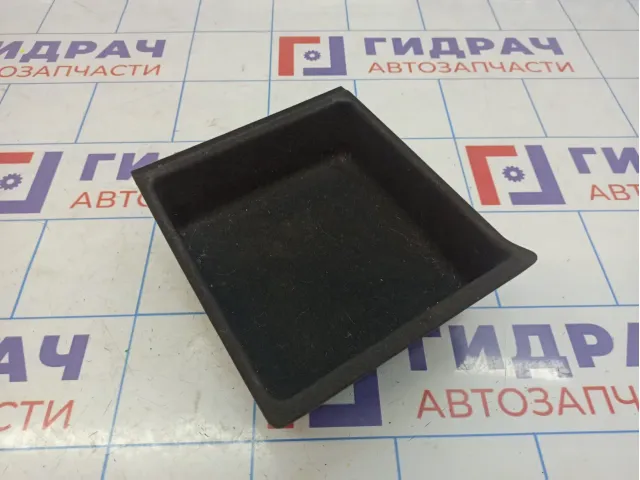 Ящик передней консоли Audi Q7 (4L) 4L0864981B